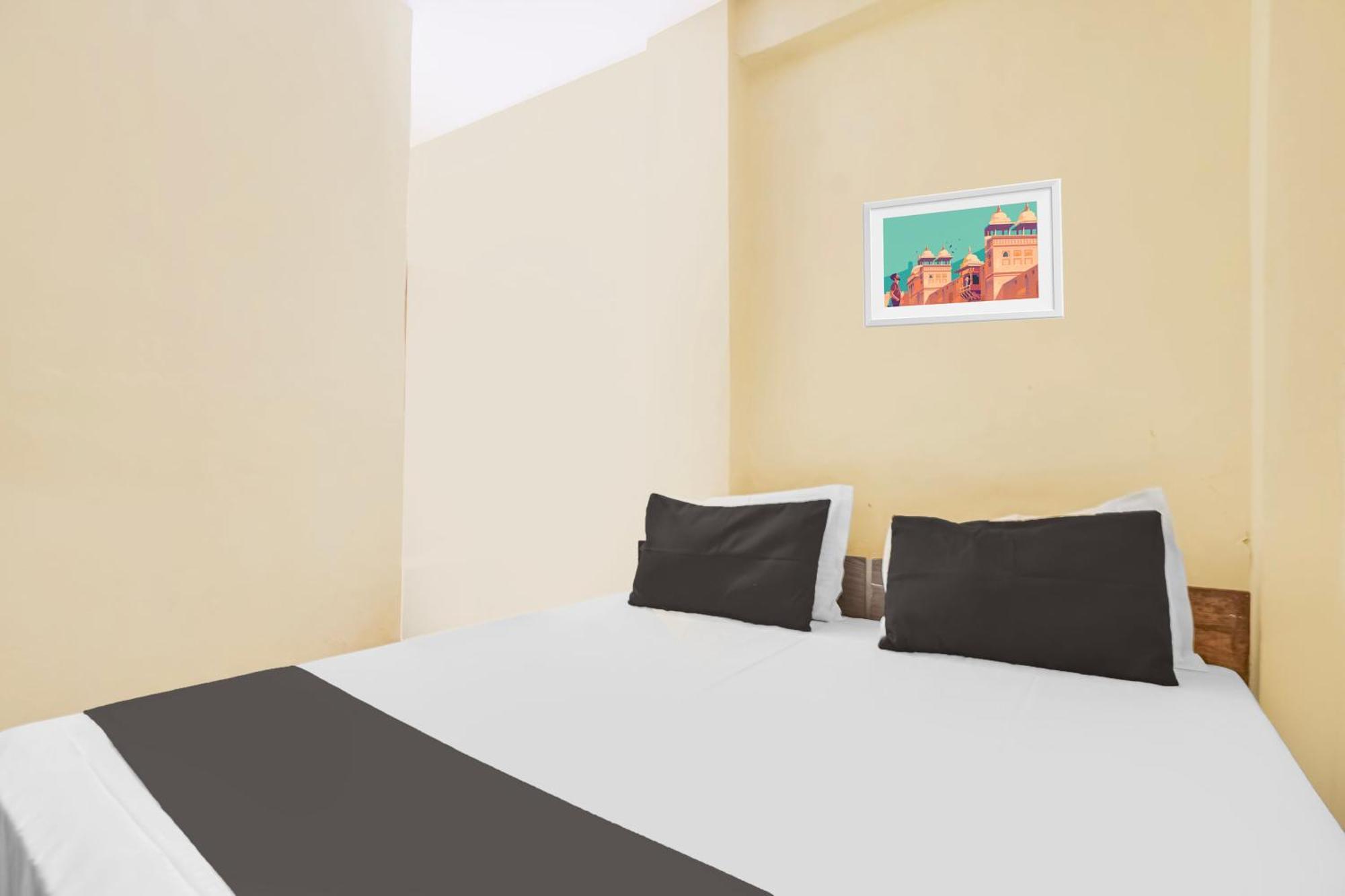 Spot On Tejasvi Hotel Noida Exterior photo